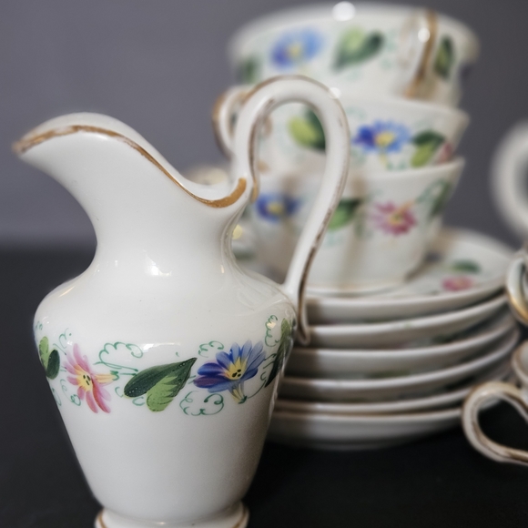 Floral Porcelain Tea Set - Picture 2 of 8